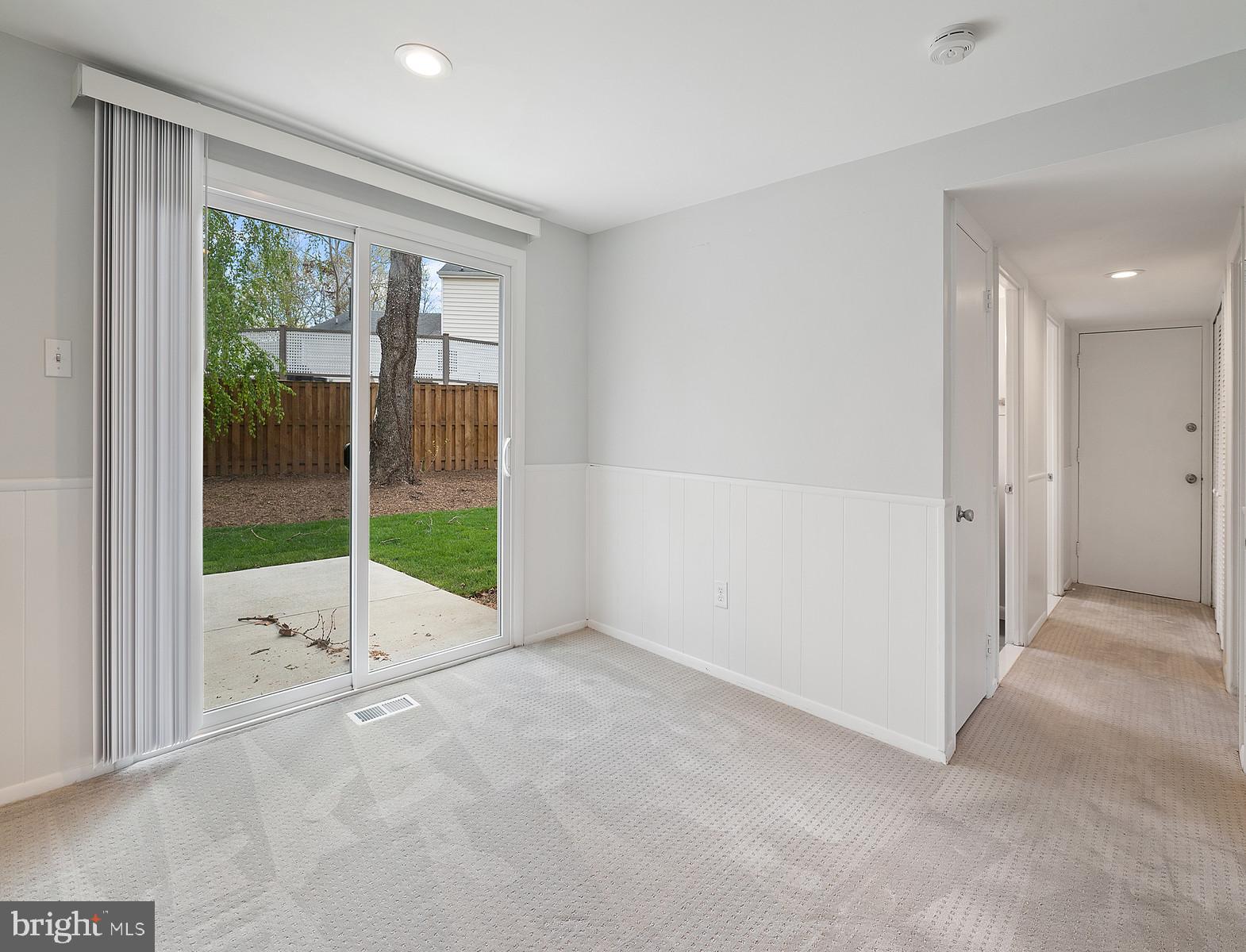 GREENBRIAR - Residential Lease