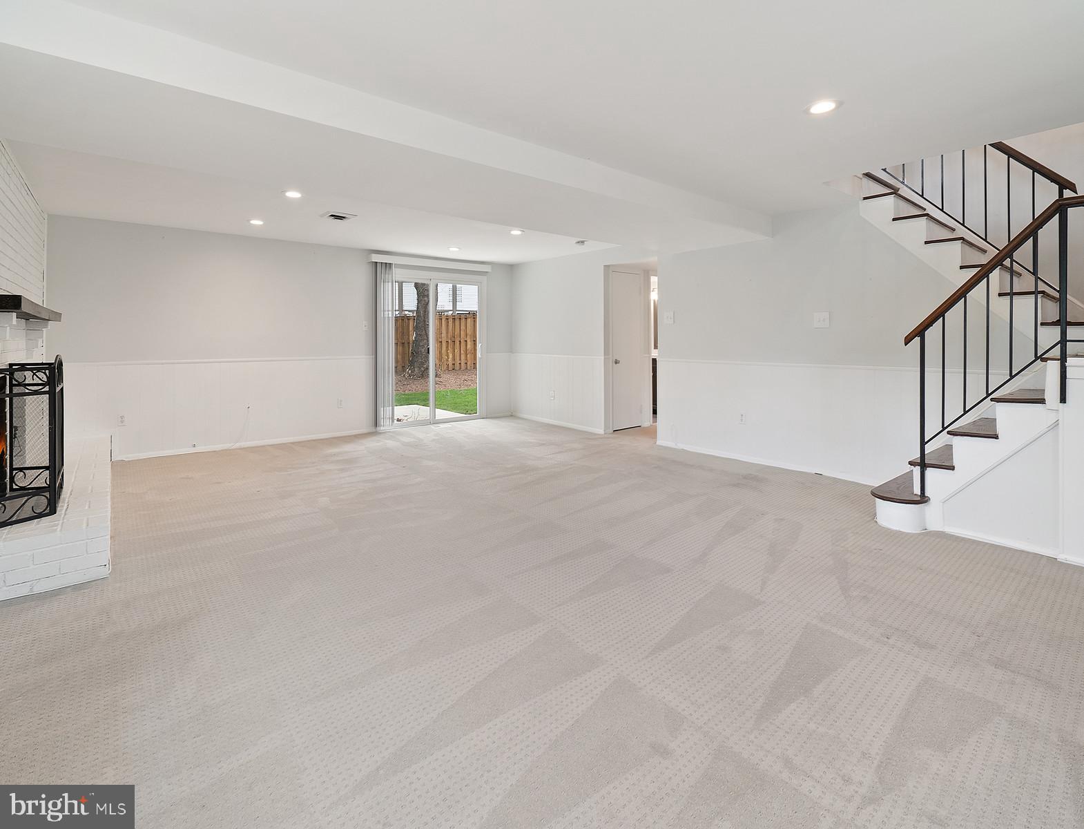 GREENBRIAR - Residential Lease