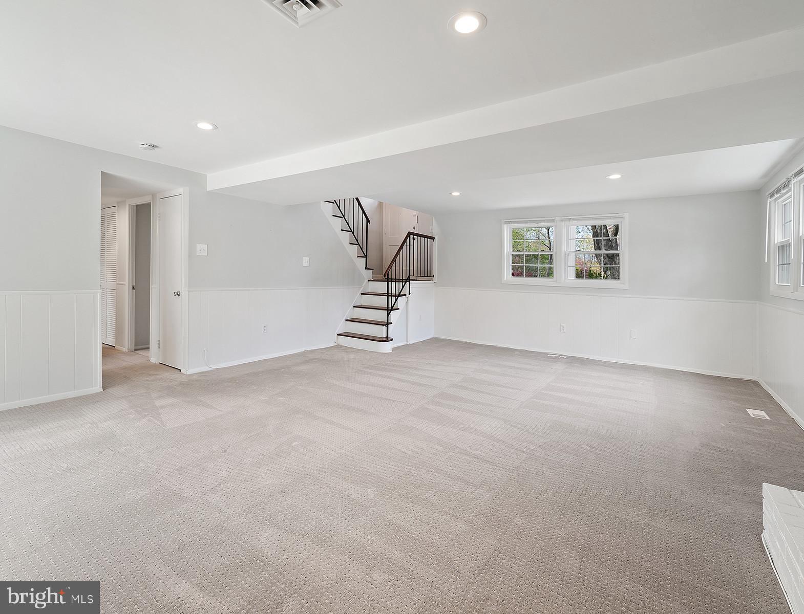 GREENBRIAR - Residential Lease