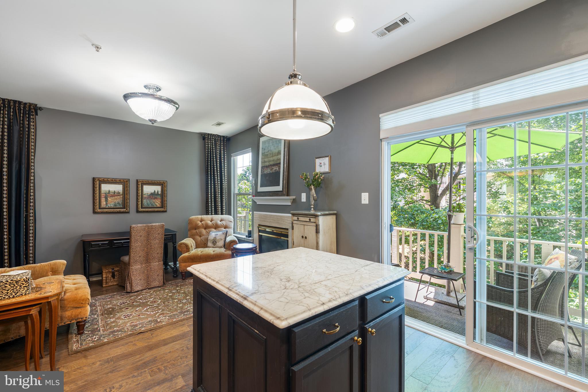SUTTON RIDGE - Residential