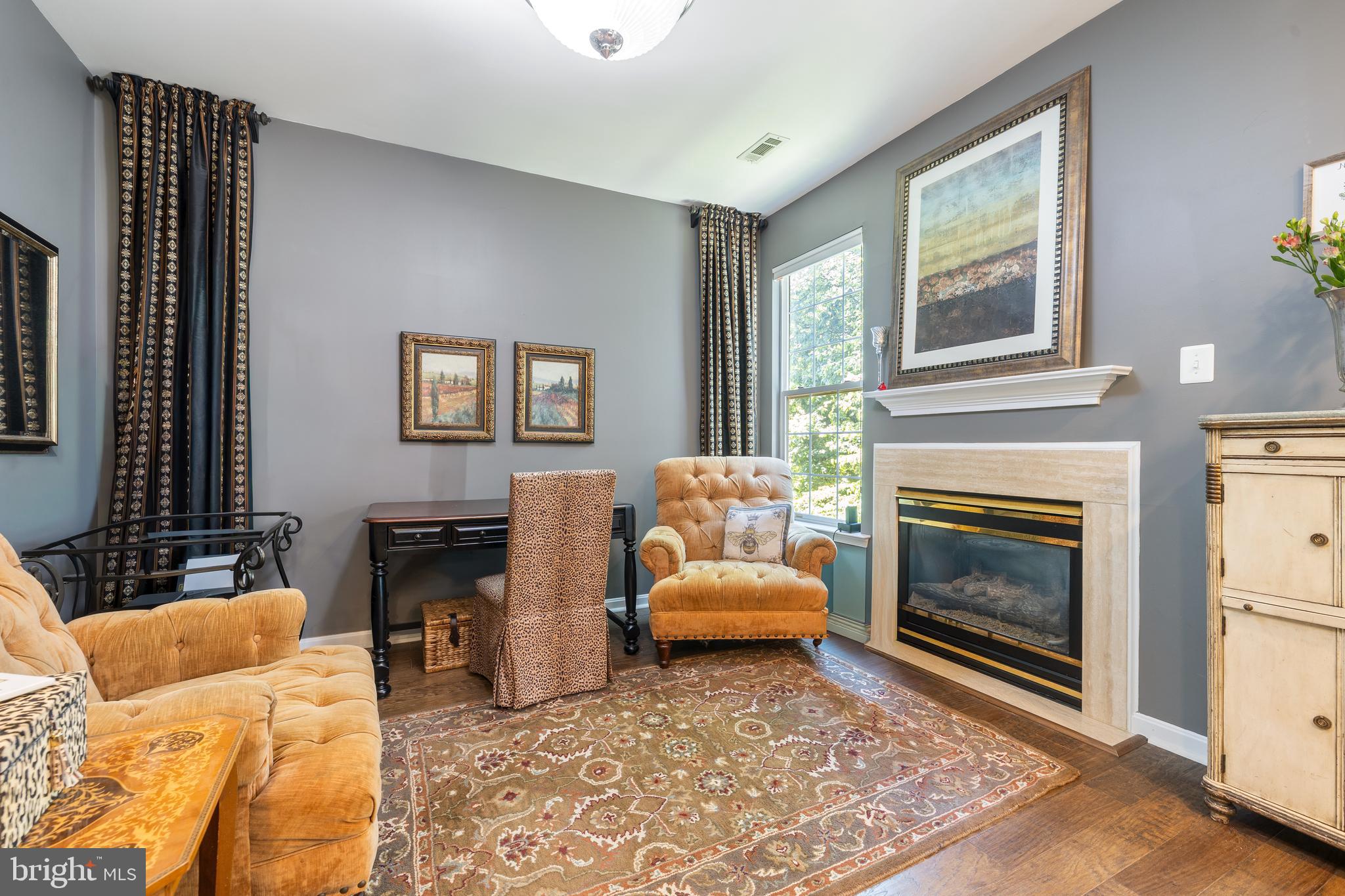 SUTTON RIDGE - Residential