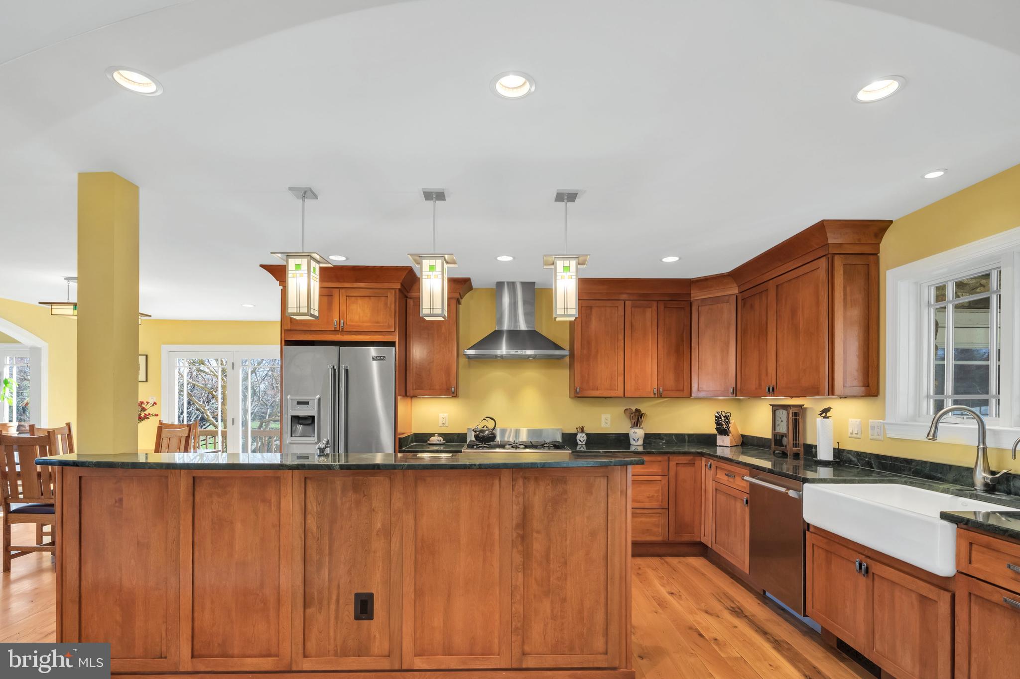 BERKELEY CHASE - Residential