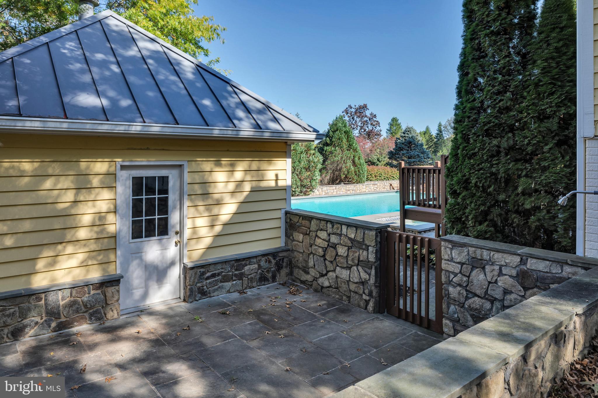 BERKELEY CHASE - Residential