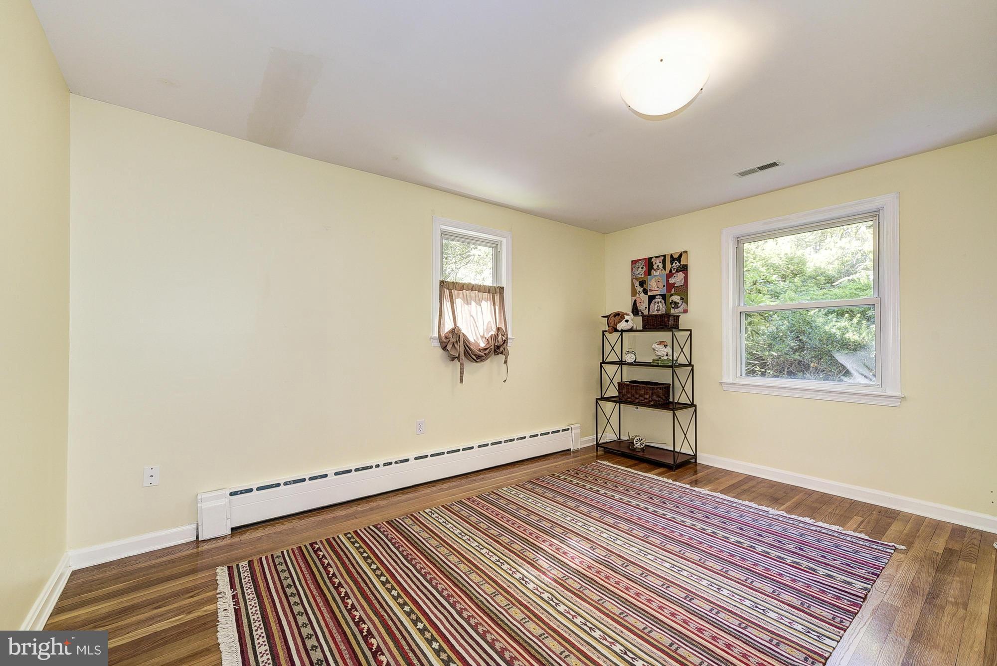 DARNESTOWN OUTSIDE - Residential