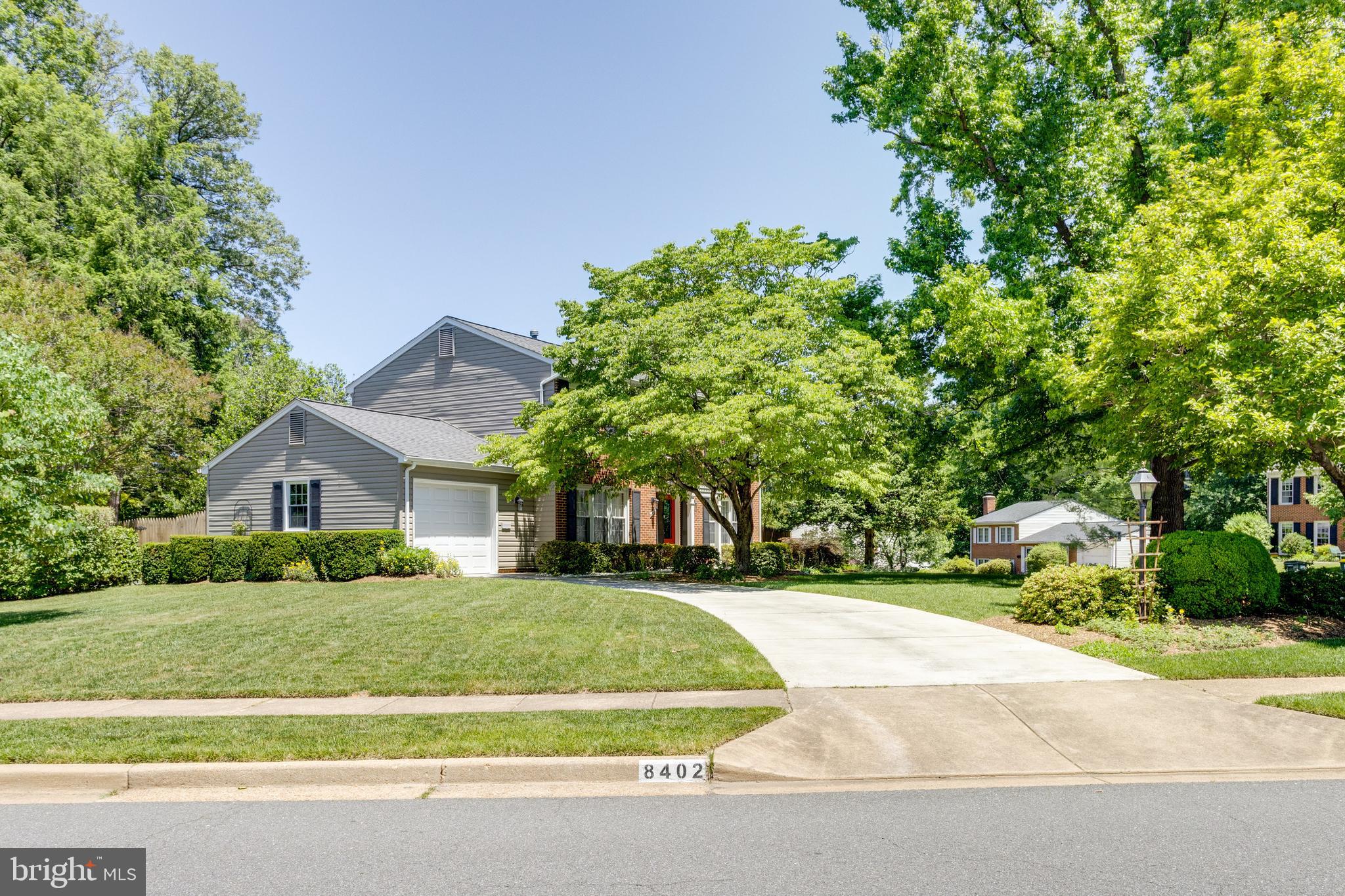 8402 GEORGIAN WAY