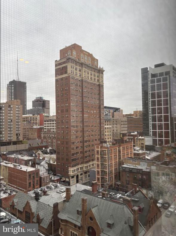 AVENUE OF THE ARTS - Residential