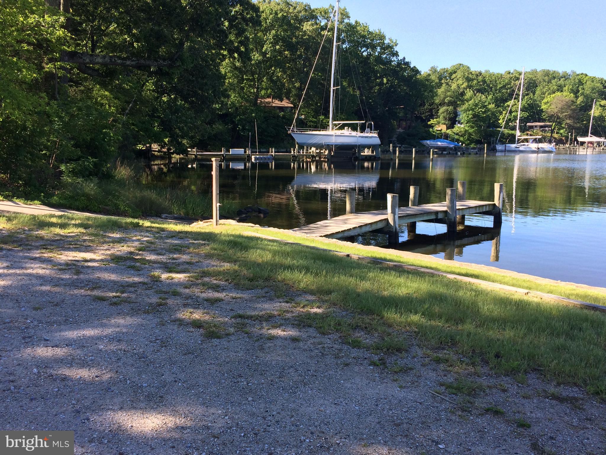 TWIN HARBORS - Residential