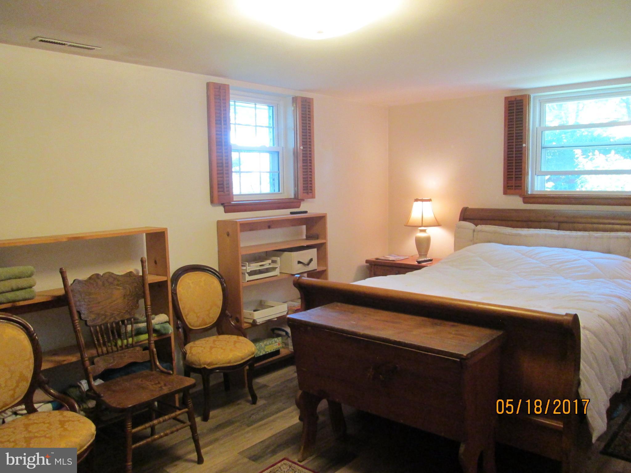 TWIN HARBORS - Residential