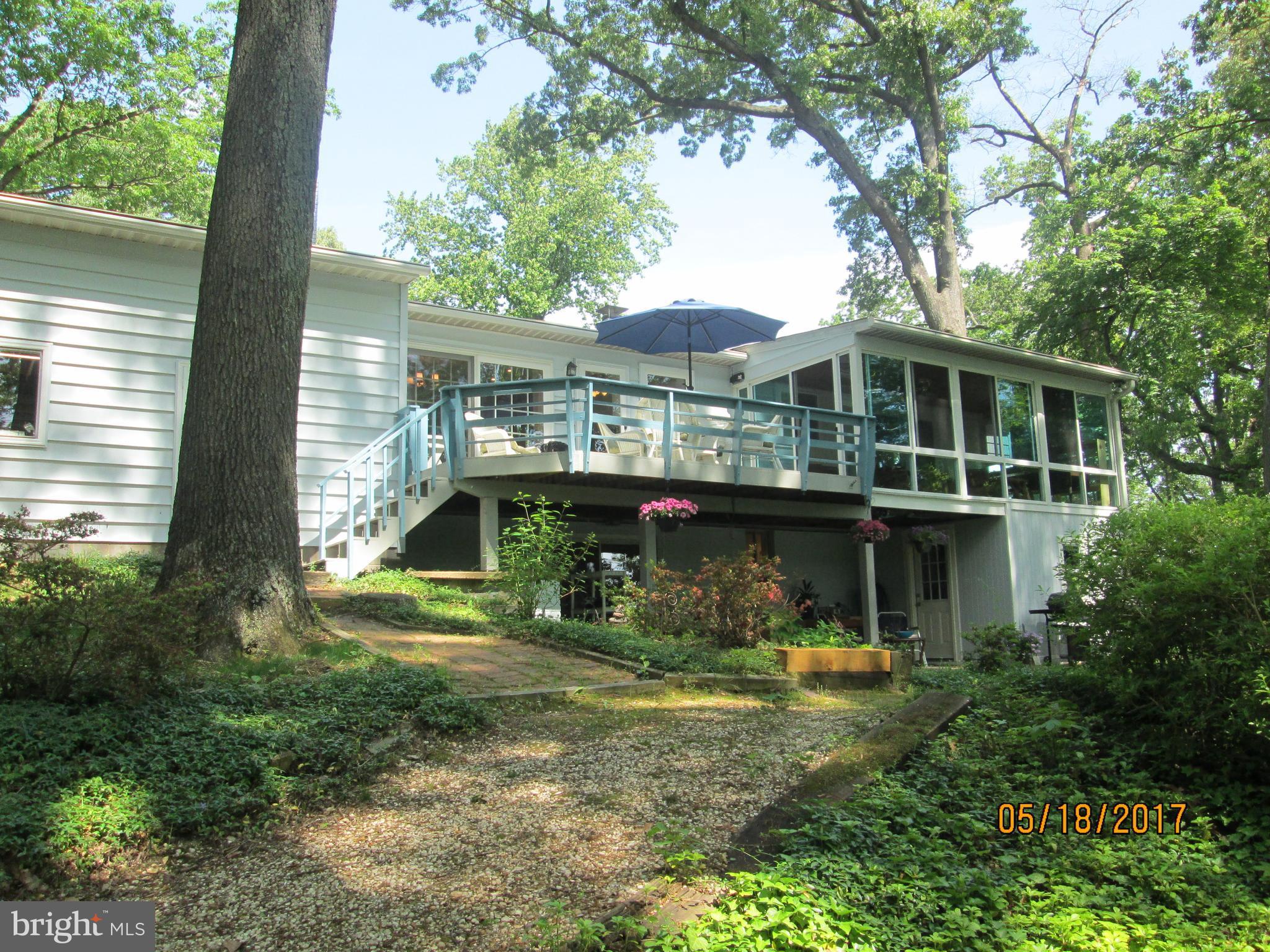 TWIN HARBORS - Residential