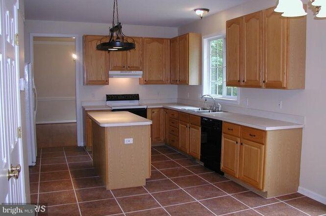 VALLEY VIEW SUB - Residential Lease