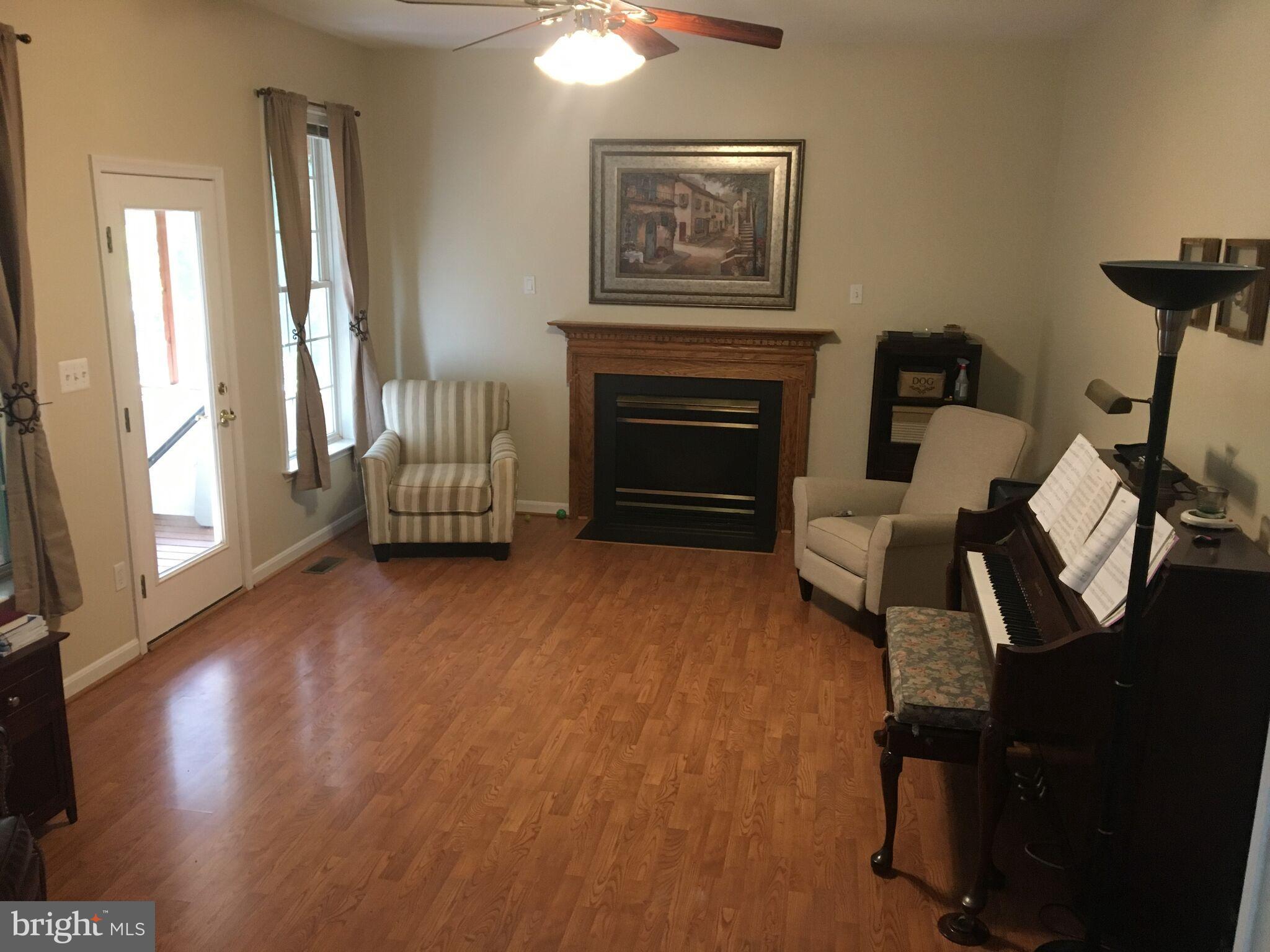 VALLEY VIEW SUB - Residential Lease