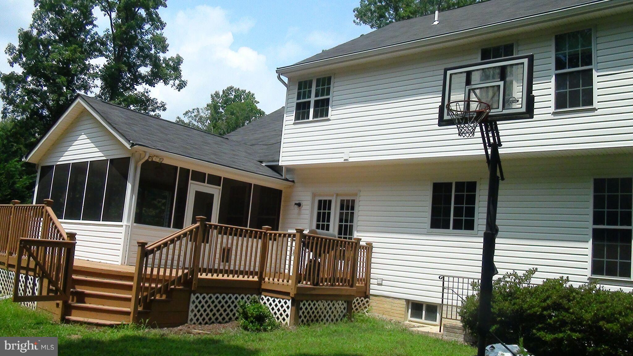 VALLEY VIEW SUB - Residential Lease