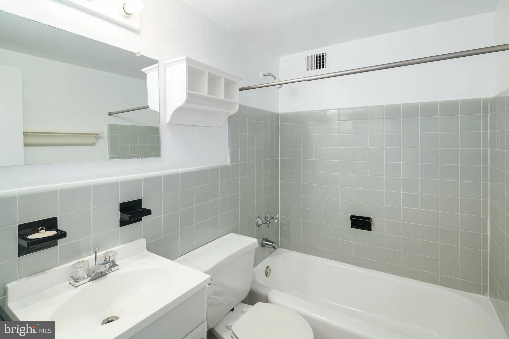 Philadelphia, Pennsylvania 19103, United States, ,1 BathroomBathrooms,Residential,Active,131930