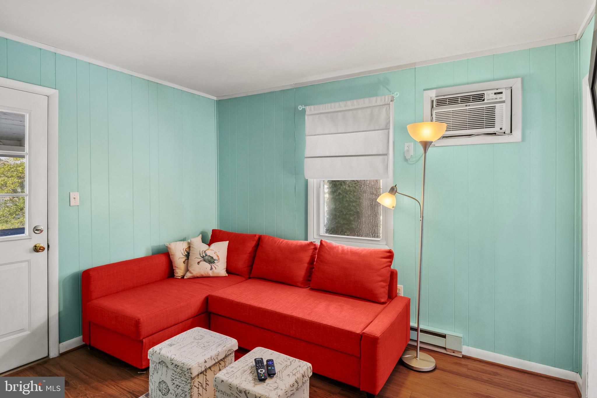 CARRS WHARF - Residential