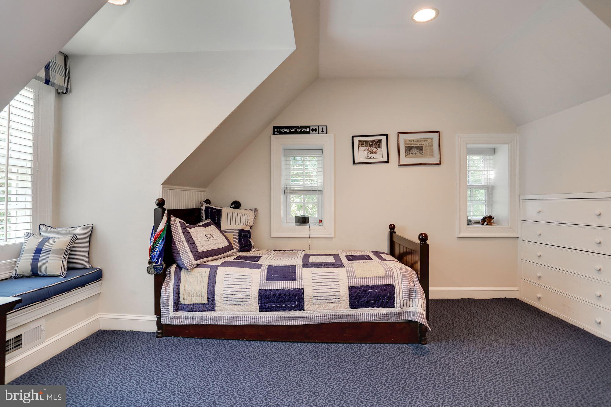 WESLEY HEIGHTS - Residential