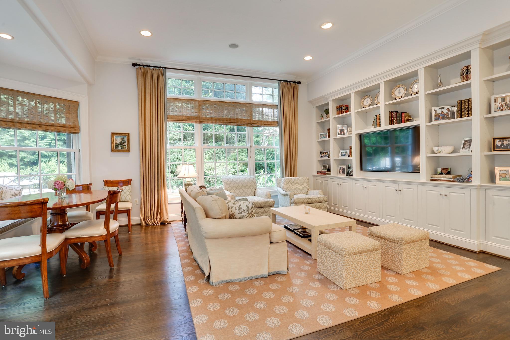 WESLEY HEIGHTS - Residential