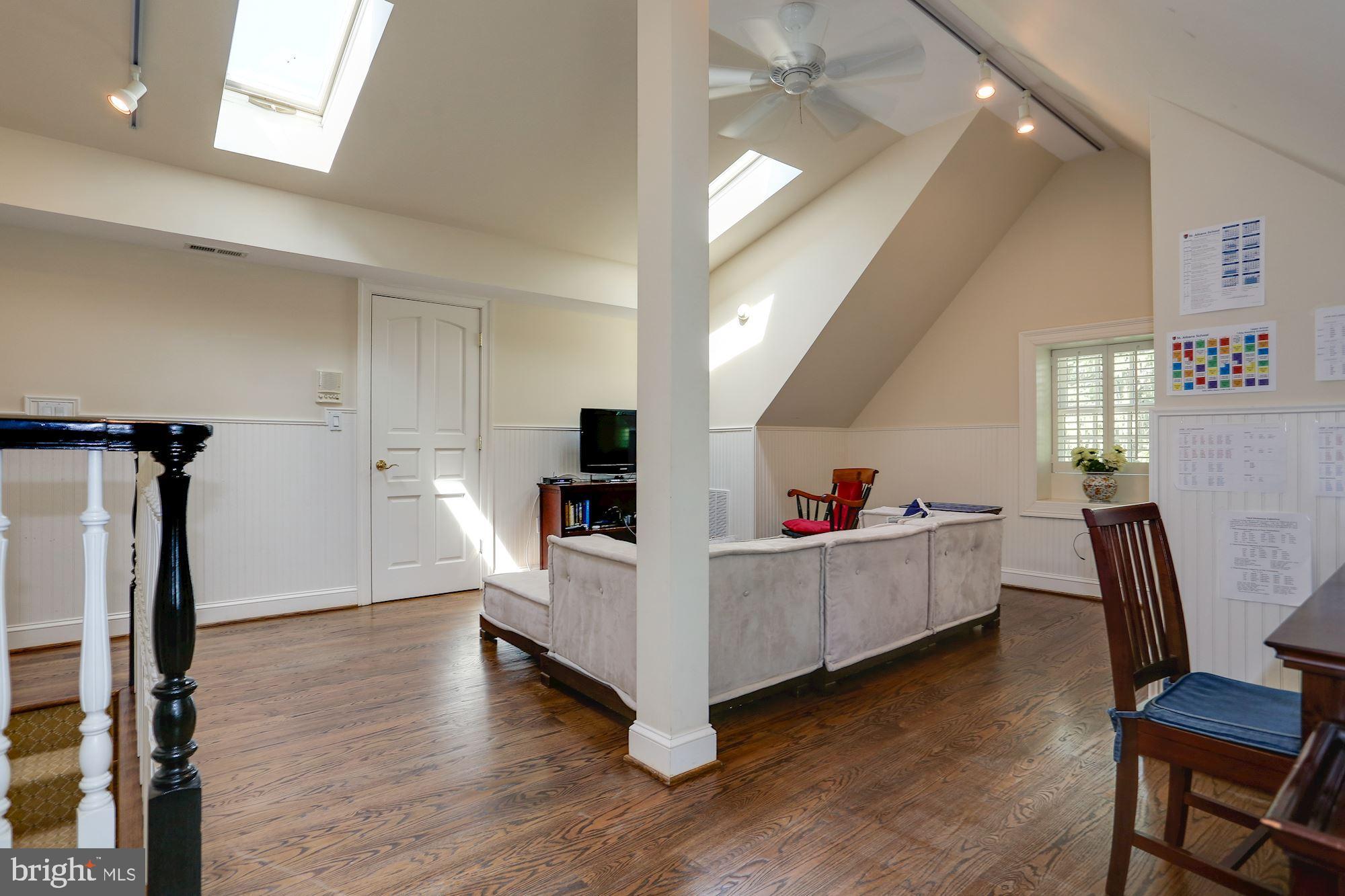 WESLEY HEIGHTS - Residential