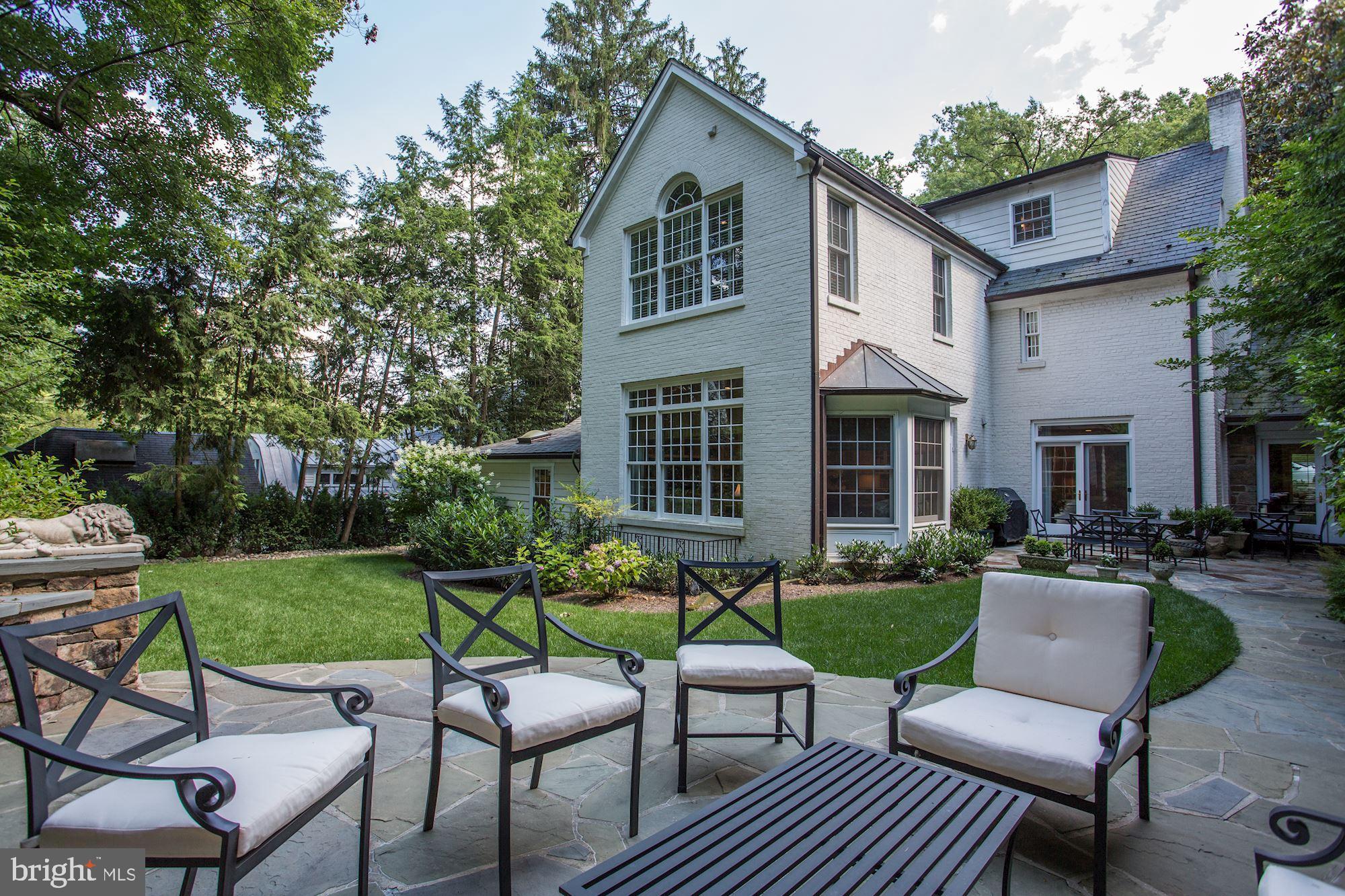 WESLEY HEIGHTS - Residential