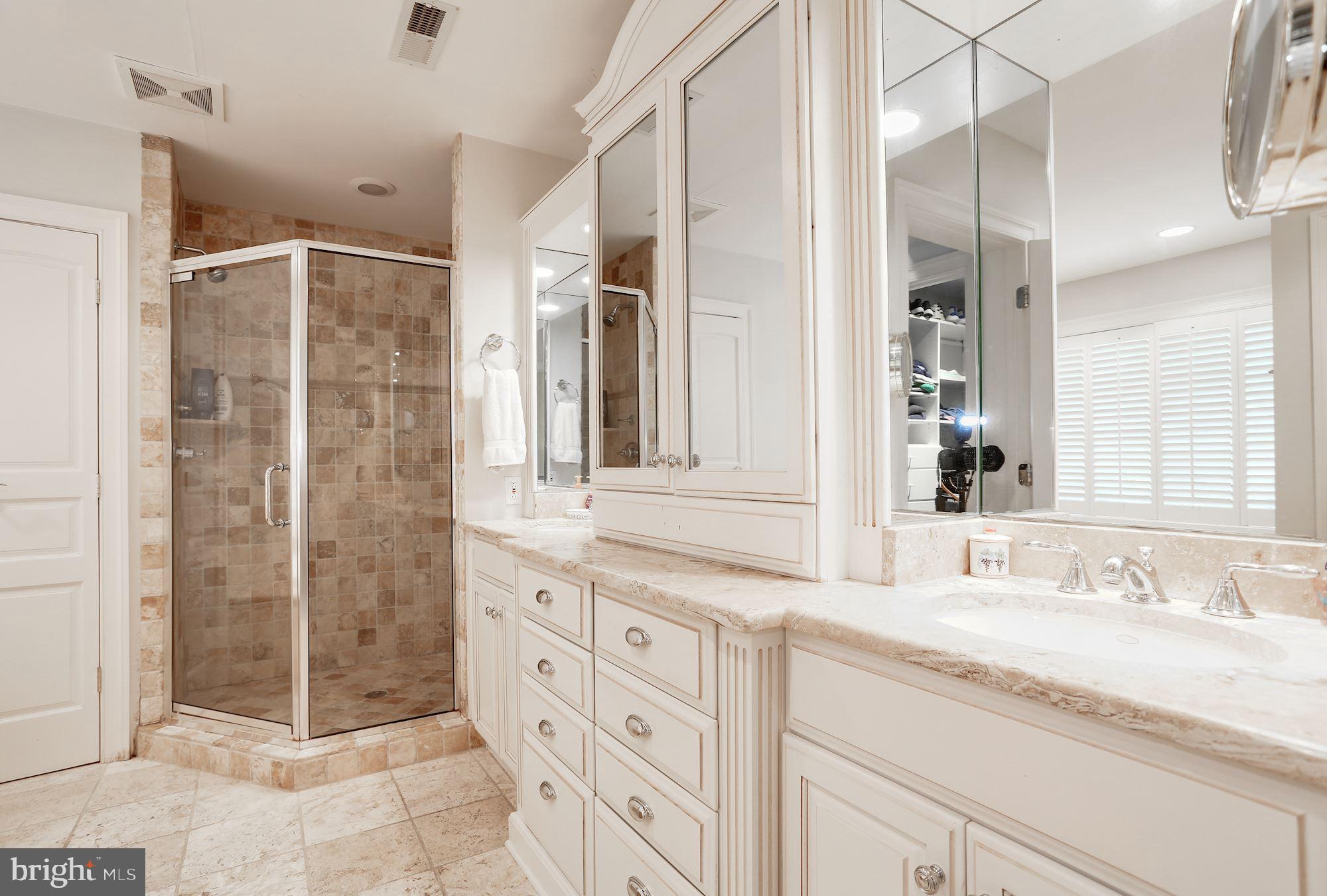 WESLEY HEIGHTS - Residential