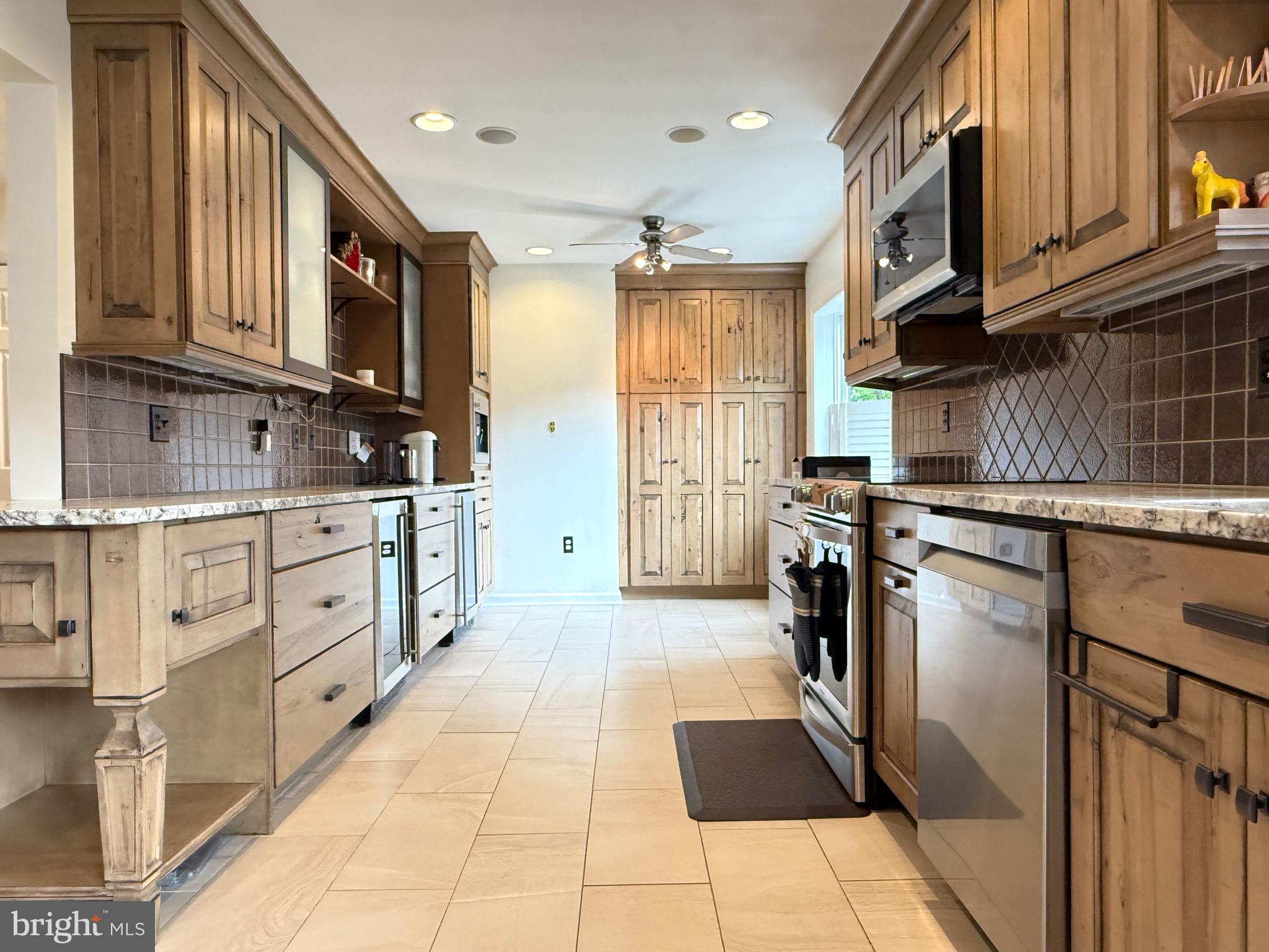 BIRCHWOOD - Residential Lease