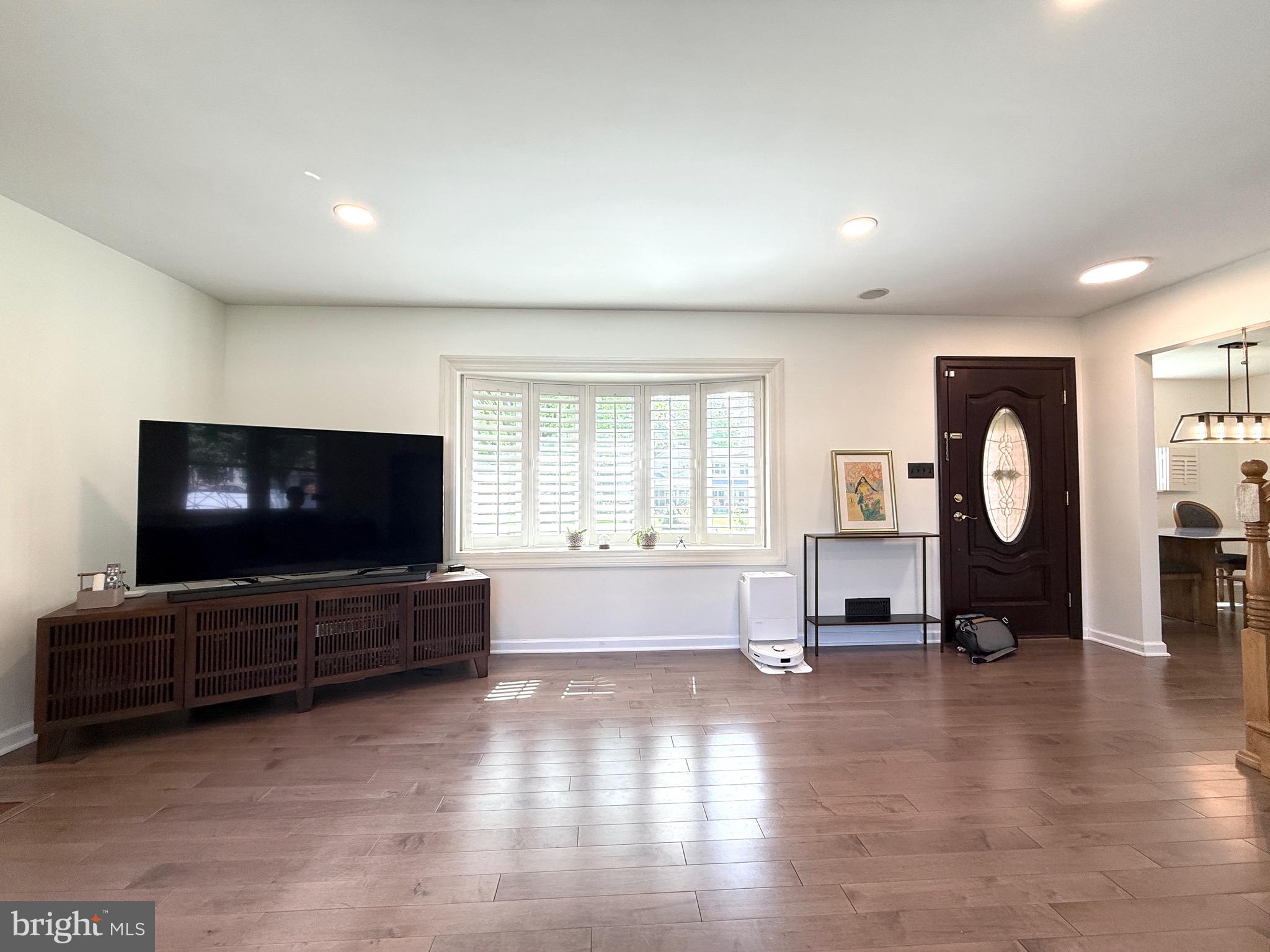 BIRCHWOOD - Residential Lease