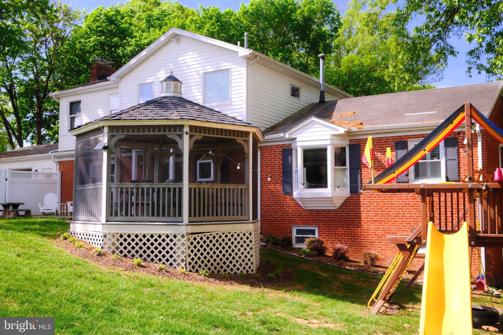 BIRCHWOOD - Residential Lease