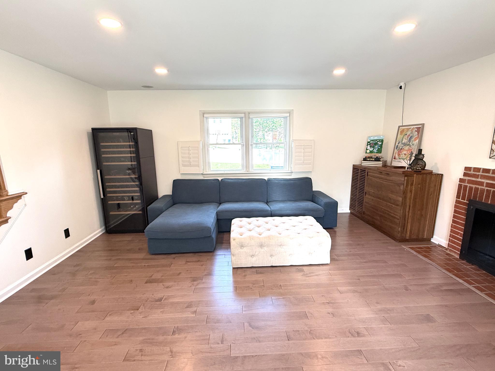 BIRCHWOOD - Residential Lease