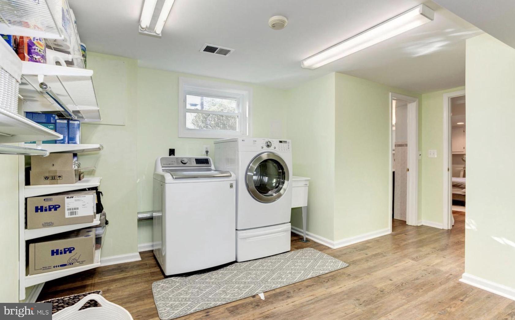 BIRCHWOOD - Residential Lease