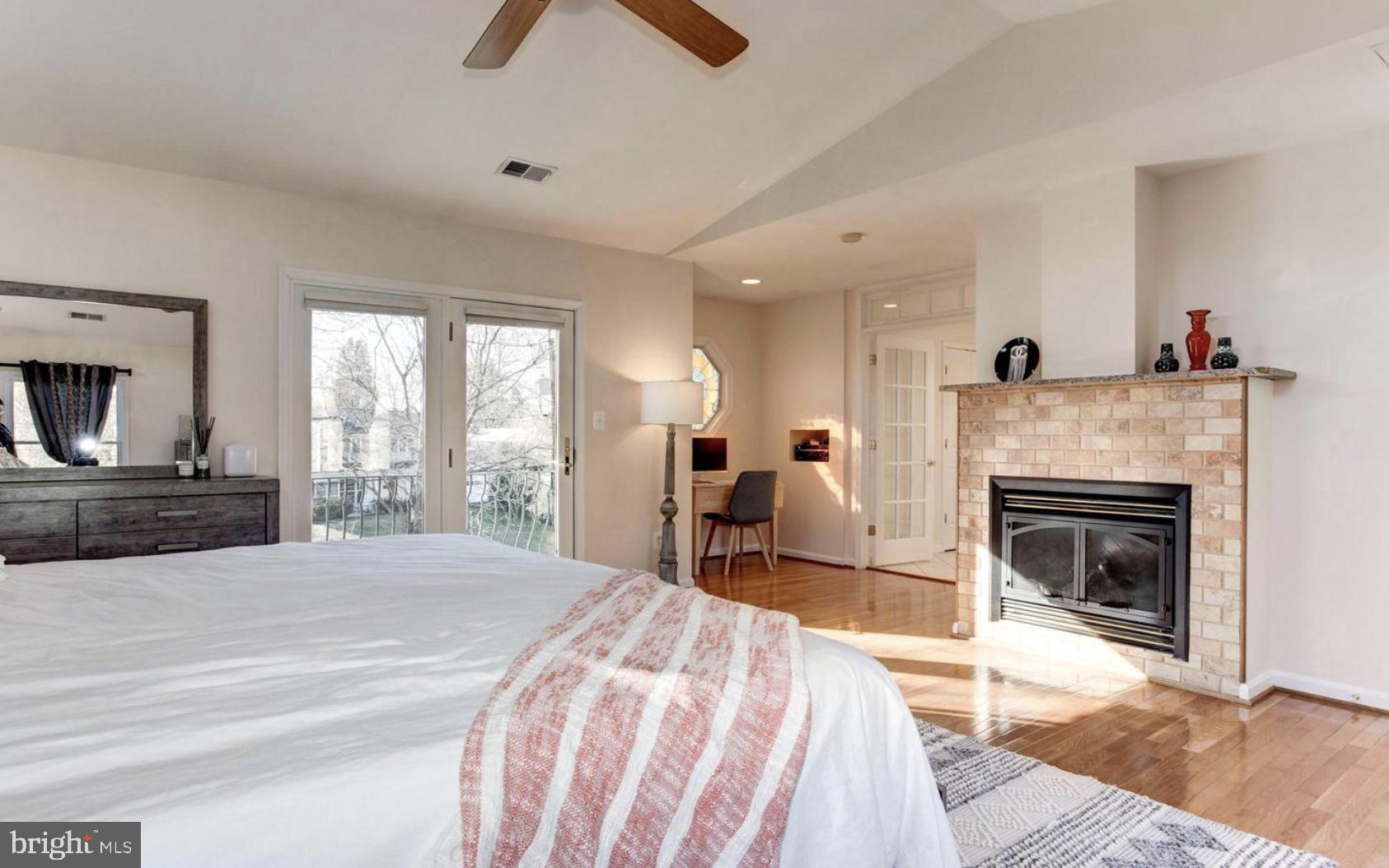 BIRCHWOOD - Residential Lease