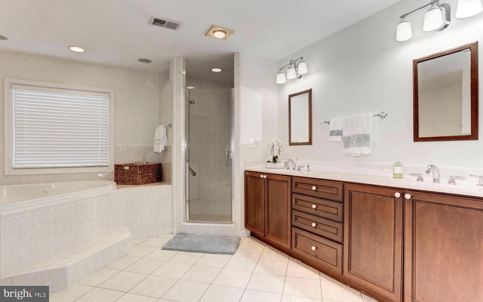 BIRCHWOOD - Residential Lease