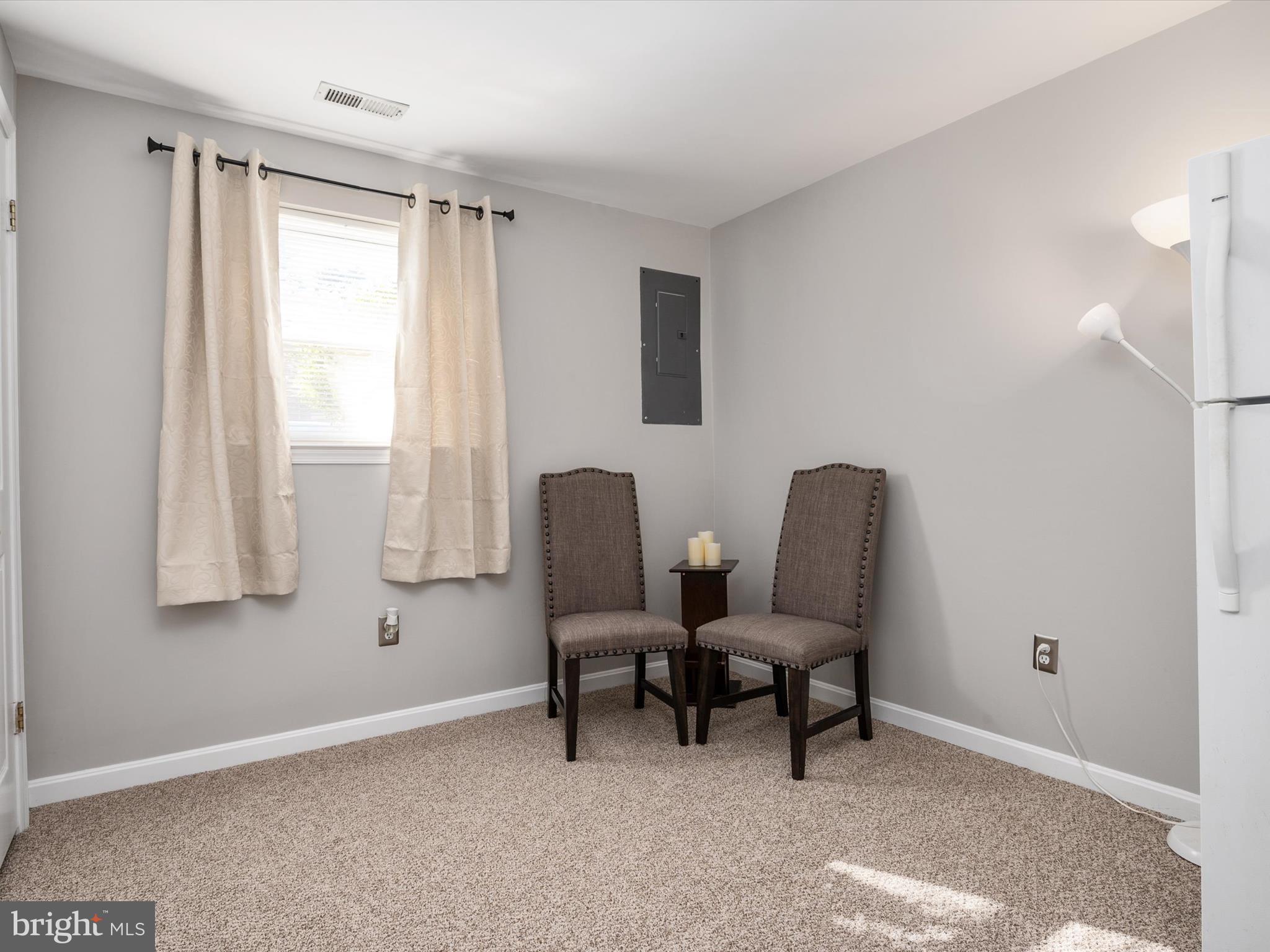 FOX CHASE - Residential