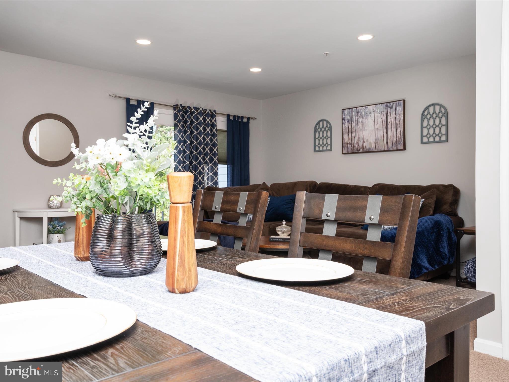 FOX CHASE - Residential