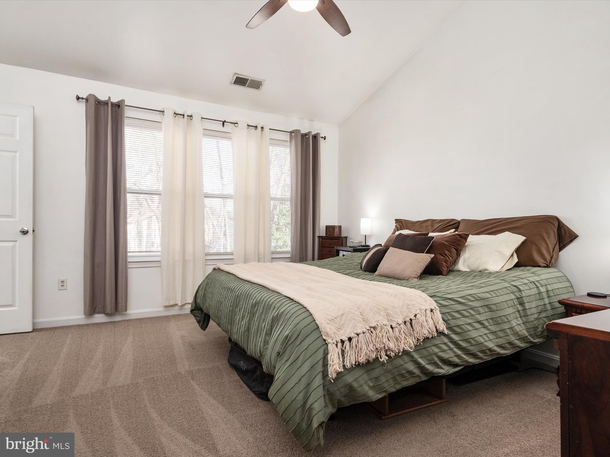 FOX CHASE - Residential