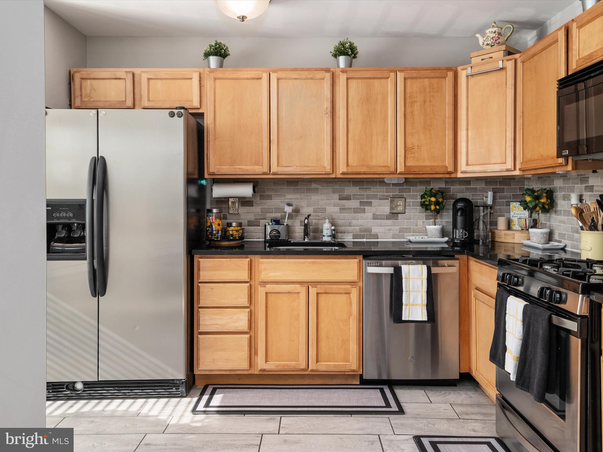 FOX CHASE - Residential