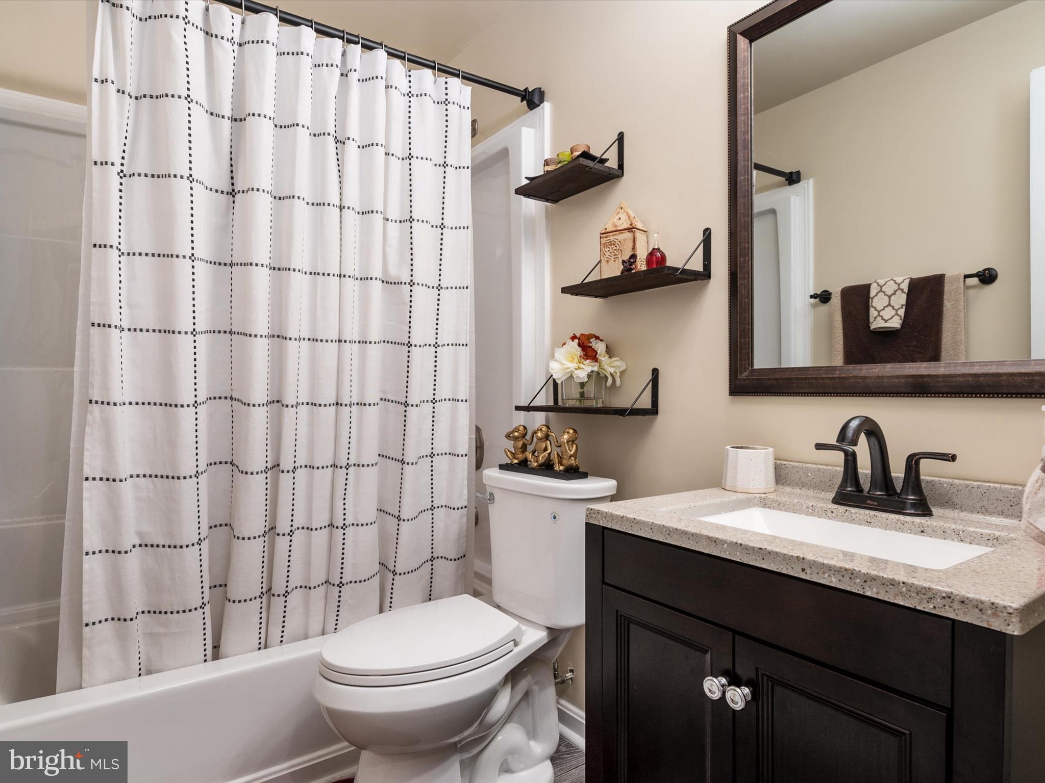 FOX CHASE - Residential