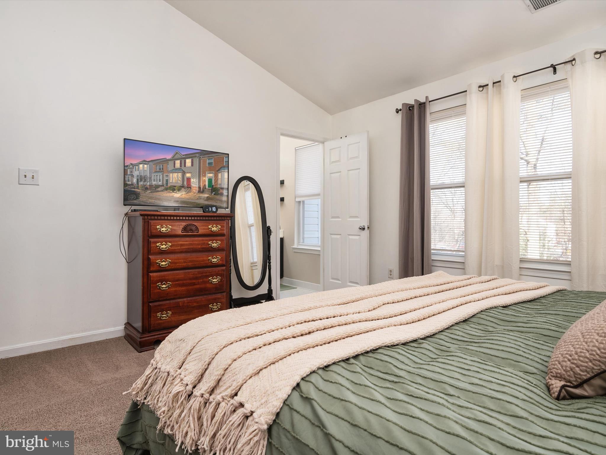 FOX CHASE - Residential