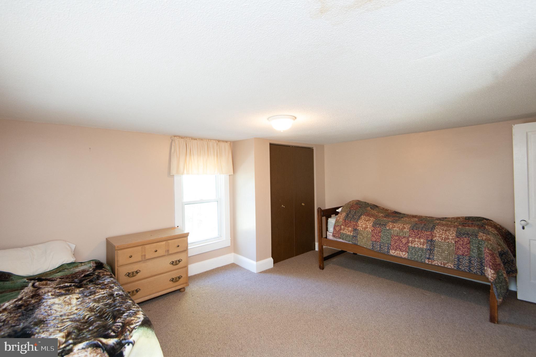 RIVERTON - Residential