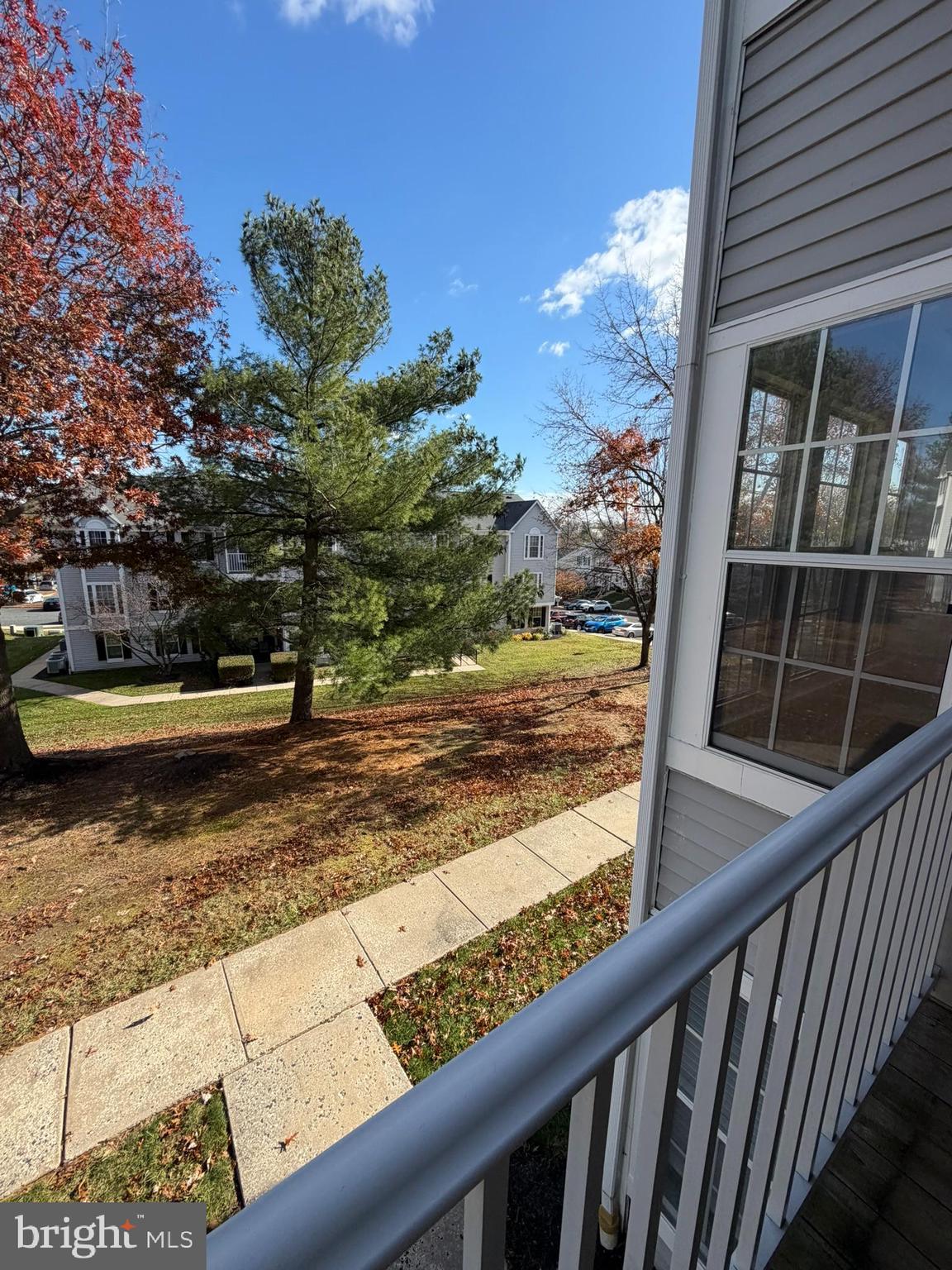 RIVERSIDE - Residential Lease