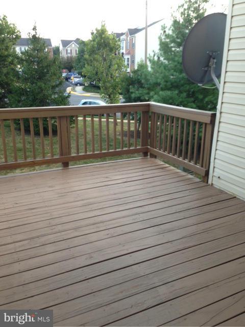 WELLESLEY - Residential Lease