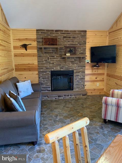 MANN TOWNSHIP - Farm