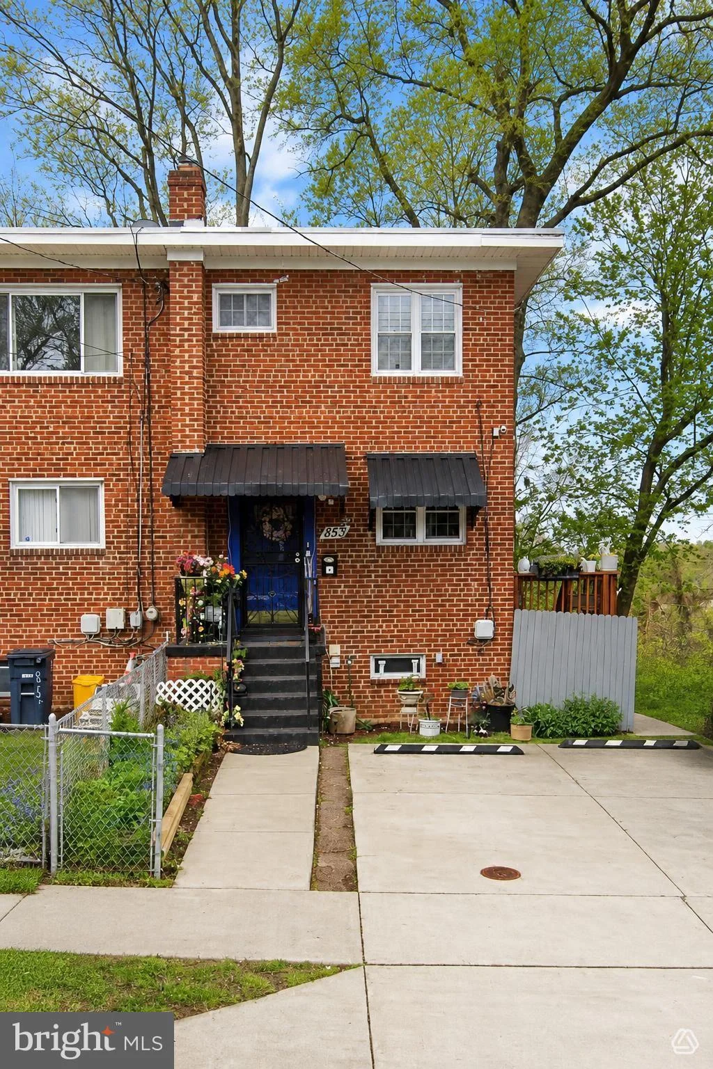 853 Neptune Avenue, Oxon Hill, MD 20745