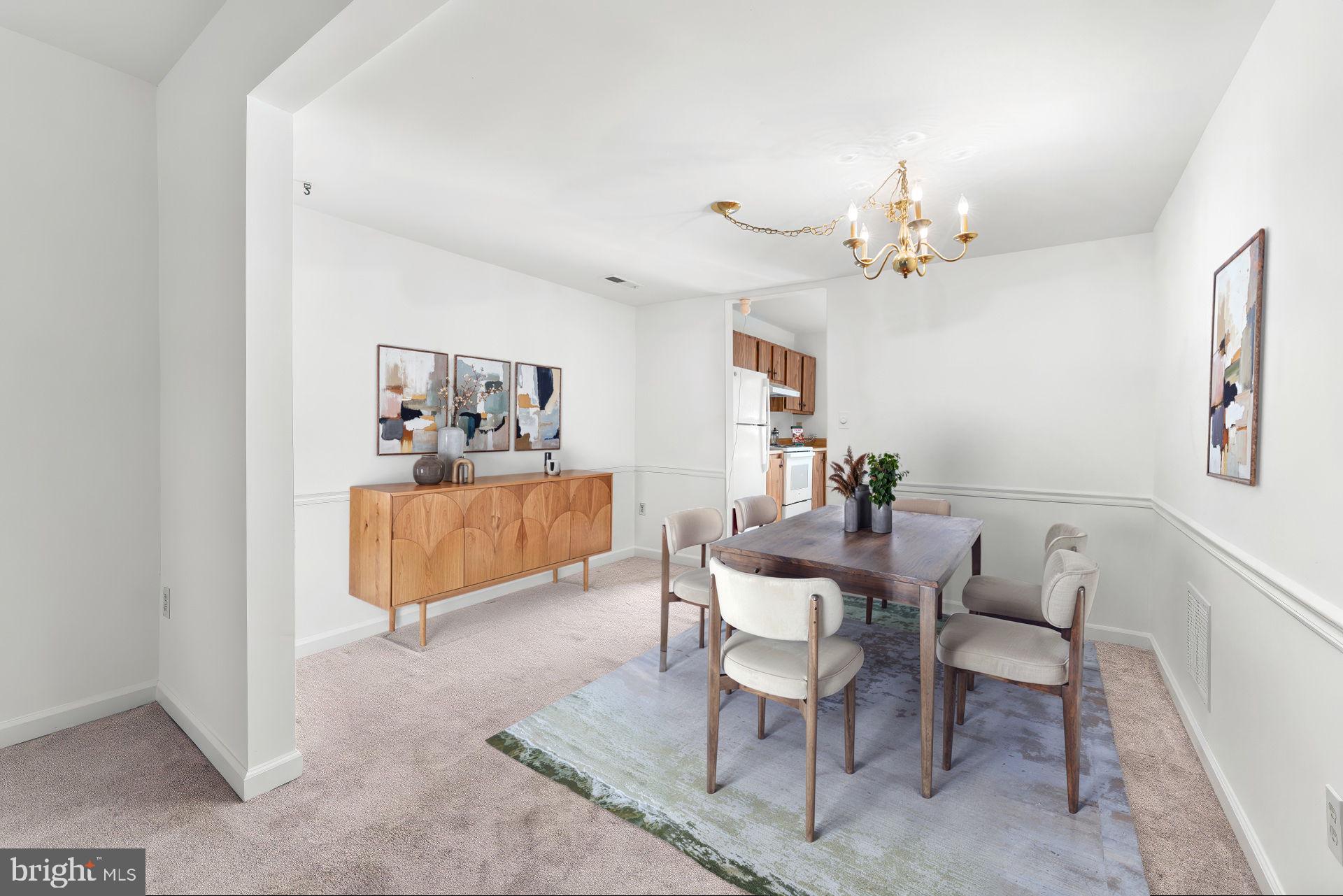 WHISPERING WOODS - Residential