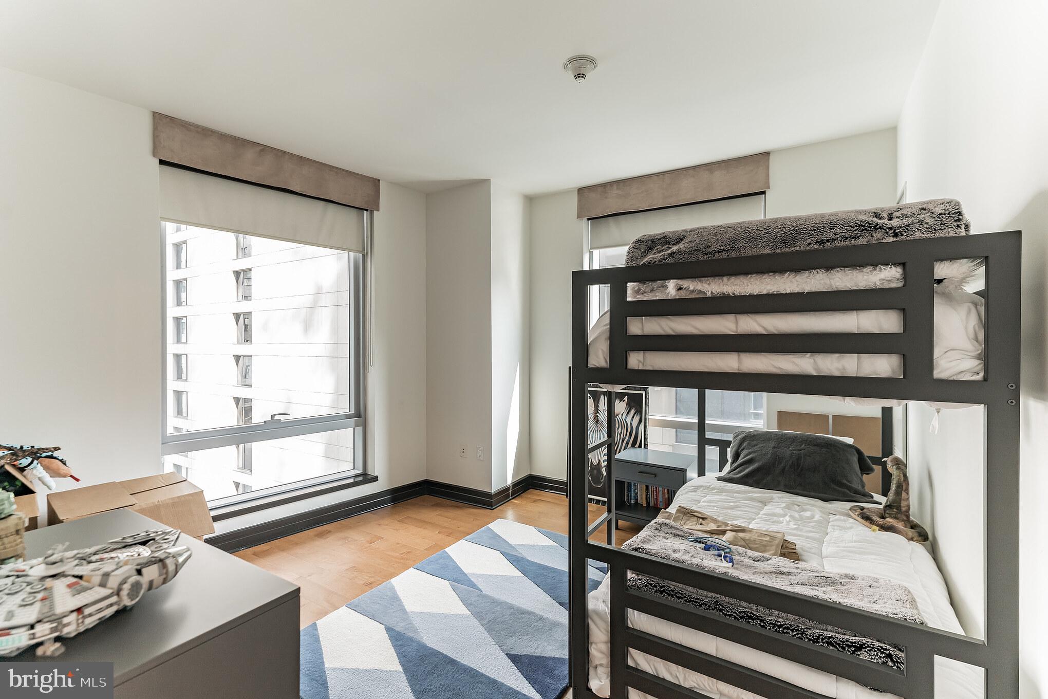 AVENUE OF THE ARTS - Residential Lease