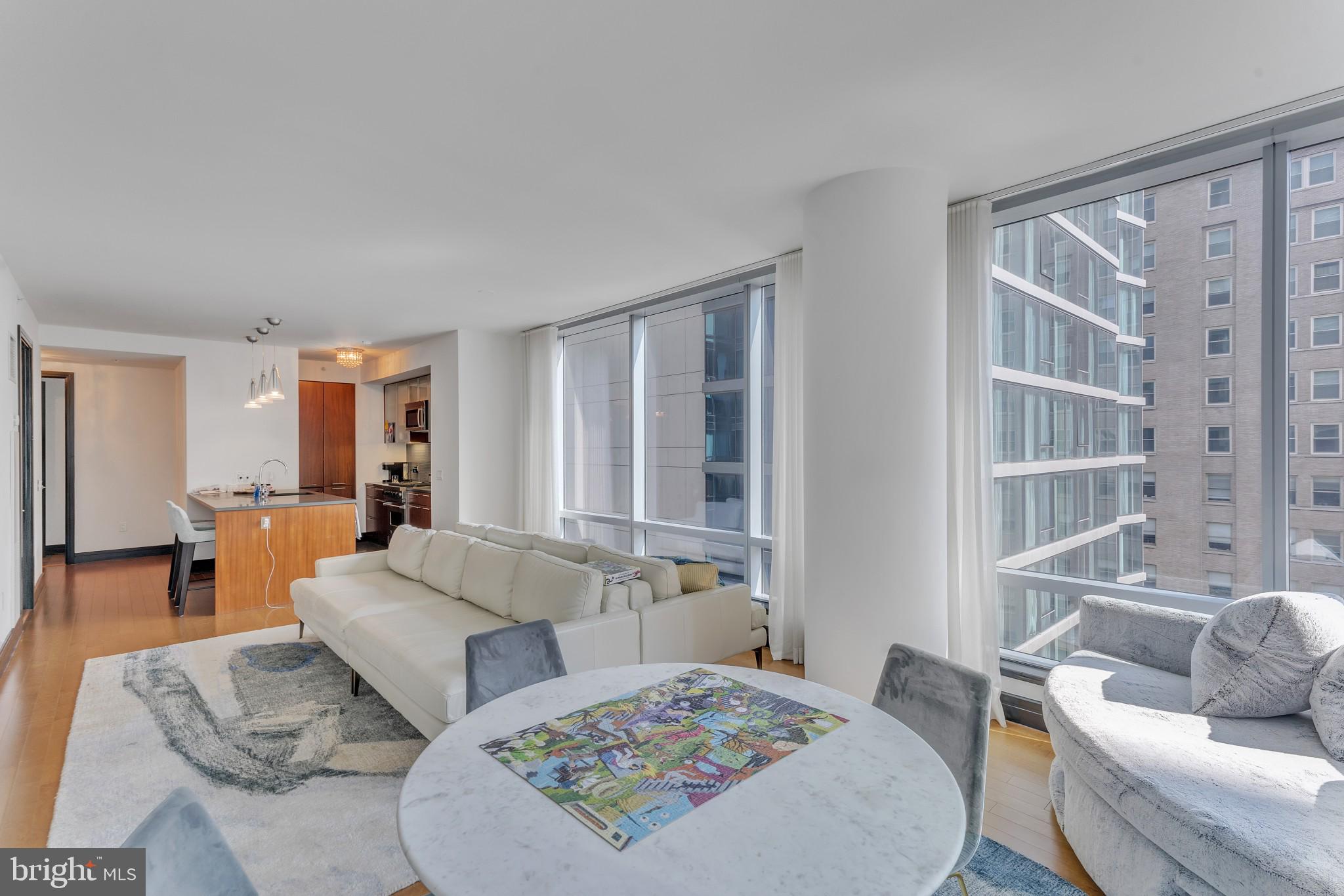 AVENUE OF THE ARTS - Residential Lease