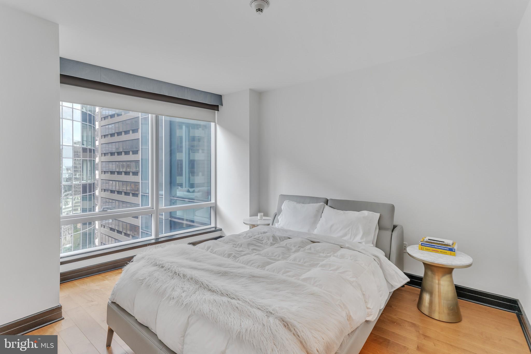 AVENUE OF THE ARTS - Residential Lease