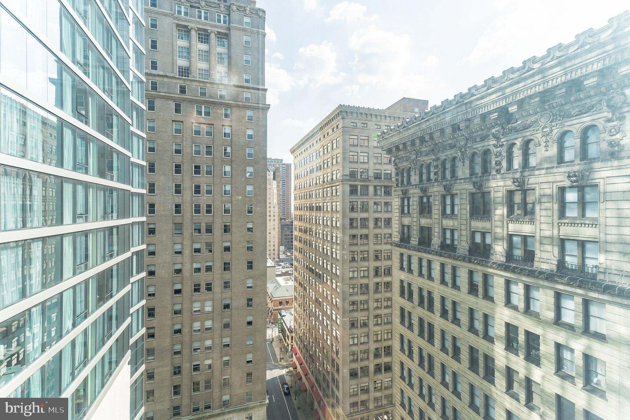 AVENUE OF THE ARTS - Residential Lease