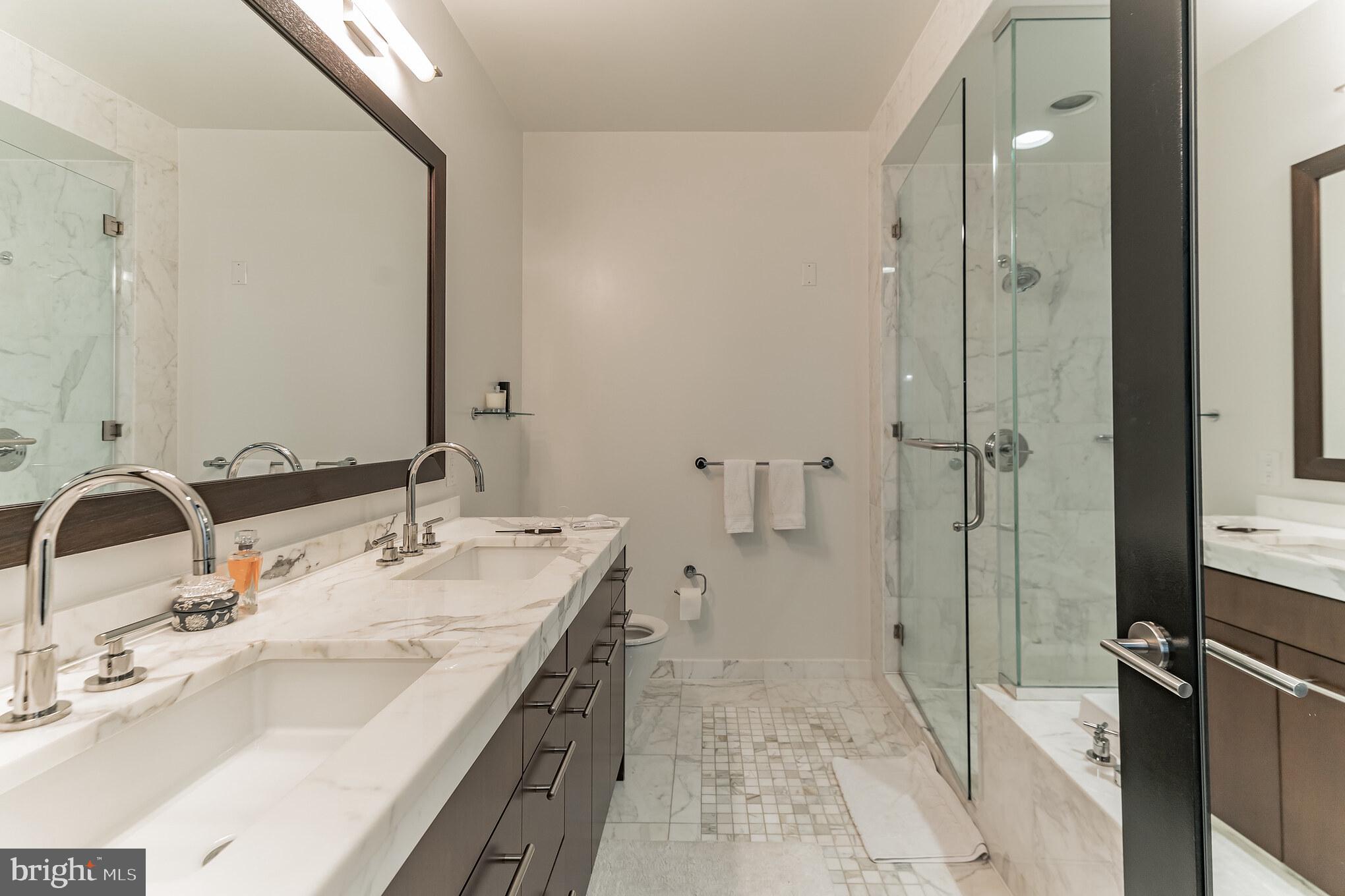 AVENUE OF THE ARTS - Residential Lease