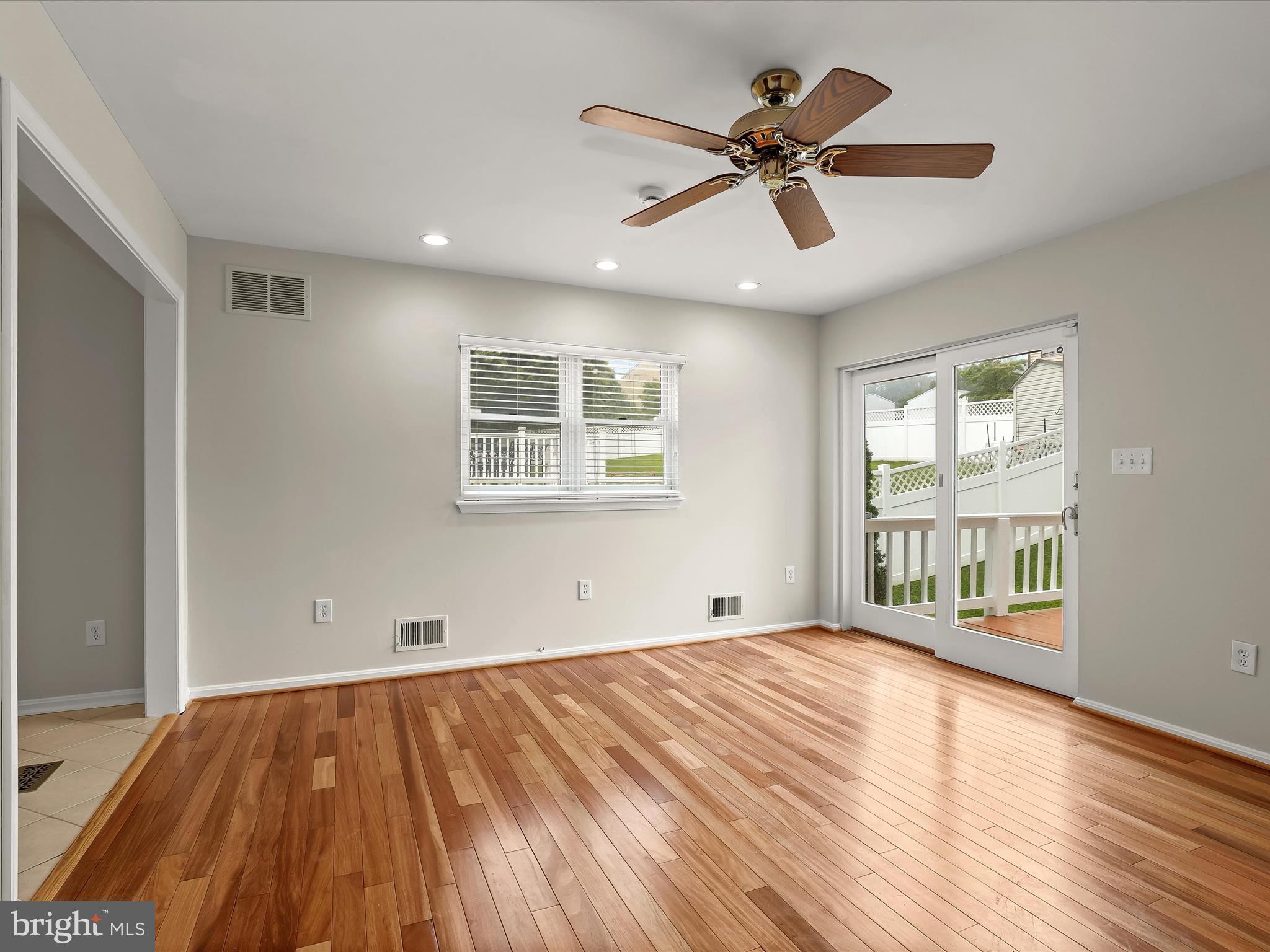 OAKHURST - Residential