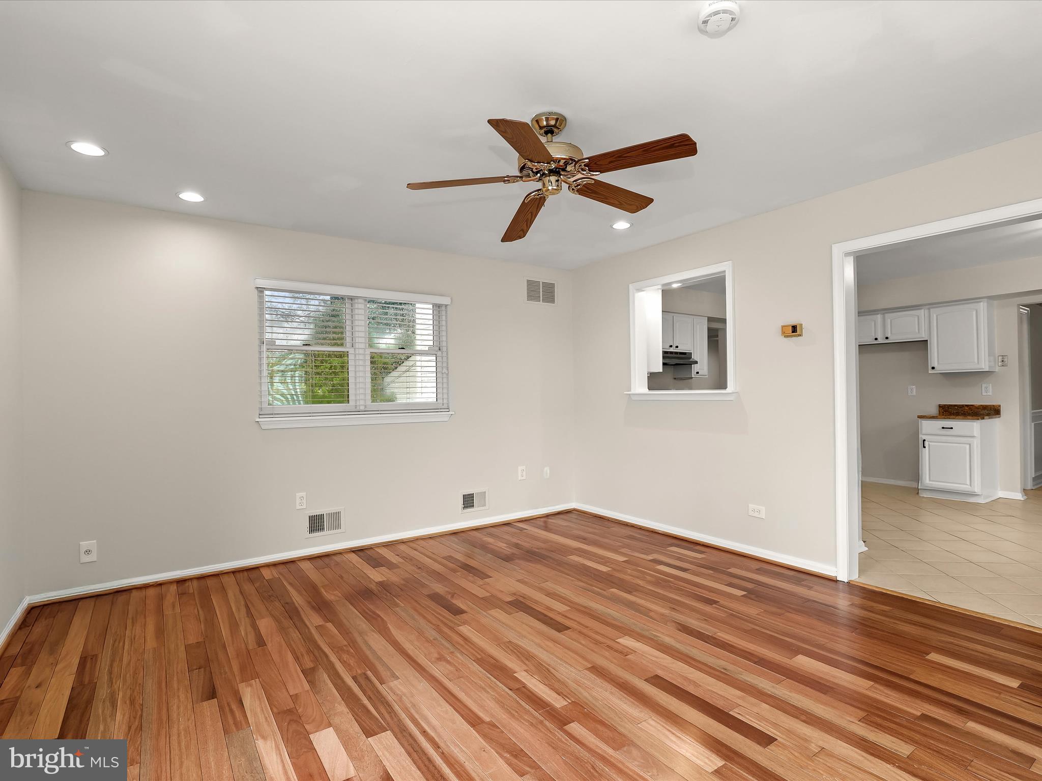 OAKHURST - Residential