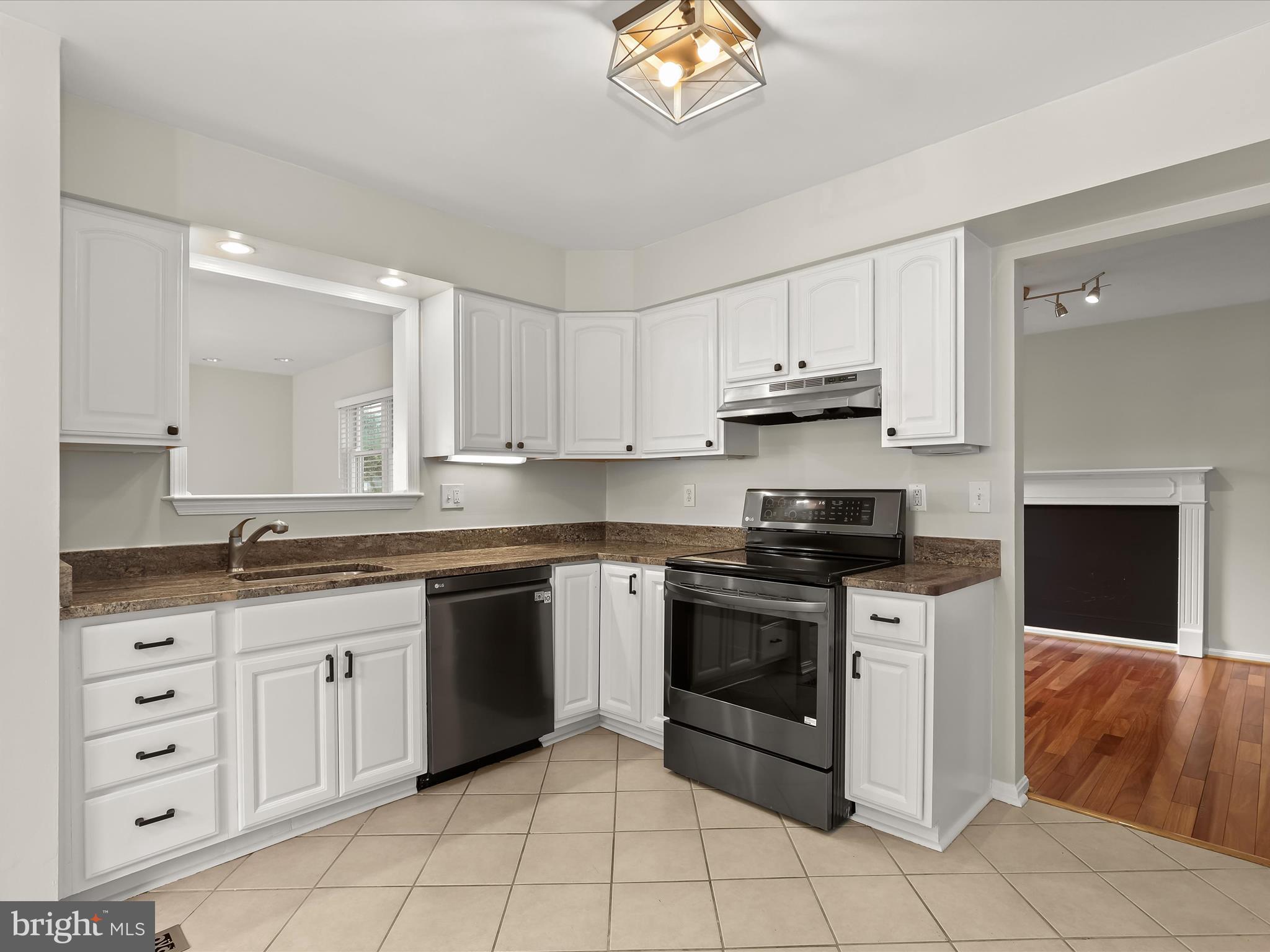 OAKHURST - Residential